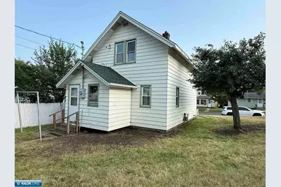 406 6th Street SW, Chisholm, MN 55719 - Photo 6