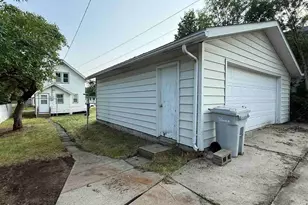 406 6th St SW, Chisholm, MN 55719 - Photo 26