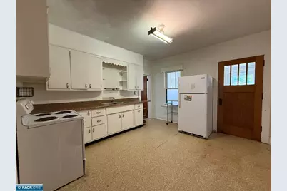 406 6th Street SW, Chisholm, MN 55719 - Photo 12