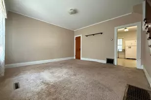 406 6th St SW, Chisholm, MN 55719 - Photo 10