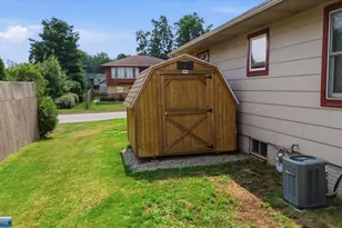 520 W Michigan Ave, Gilbert, MN 55741 - Photo 6
