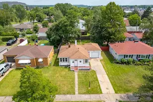 2434 E 9th Ave, Hibbing, MN 55746 - Photo 18