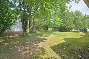 425 E 43rd St, Hibbing, MN 55746 - Photo 14