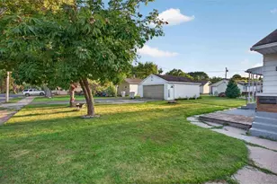 719 NW 2nd Ave, Chisholm, MN 55719 - Photo 6