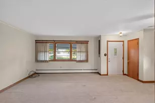 719 NW 2nd Ave, Chisholm, MN 55719 - Photo 12