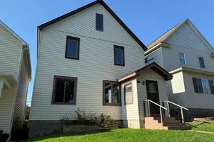 115 Wisconsin Ave W, Gilbert, MN 55741 - Photo 2