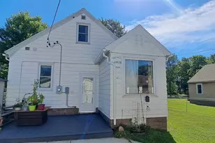 3309 3rd Ave W, Hibbing, MN 55746 - Photo 2