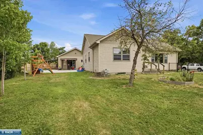 107 S Elba Ave, Eveleth, MN 55734 - Photo 40