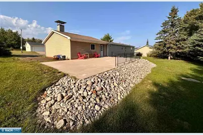 201 Deerwood Dr, Gilbert, MN 55741 - Photo 18