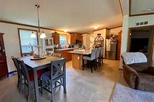 201 Deerwood Dr, Gilbert, MN 55741 - Photo 4