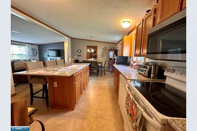 201 Deerwood Dr, Gilbert, MN 55741 - Photo 2