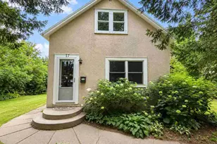 17 1st St NW, Chisholm, MN 55719 - Photo 1