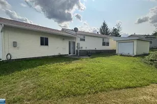 106 Deerwood Dr, Gilbert, MN 55741 - Photo 2