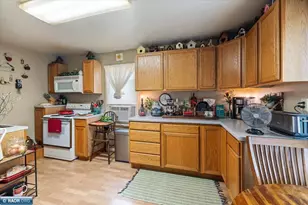 908 N 15th St, Virginia, MN 55792 - Photo 44