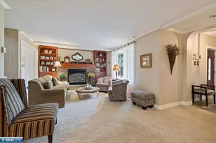 908 N 15th St, Virginia, MN 55792 - Photo 16