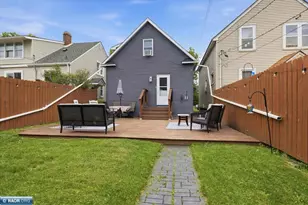 810 N 11th St, Virginia, MN 55792 - Photo 20