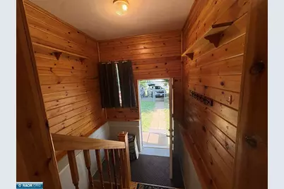 1606 E 3rd Ave E, Hibbing, MN 55746 - Photo 16