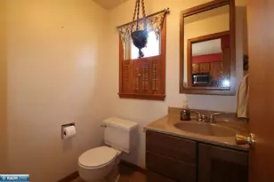 328 10th St S, Virginia, MN 55792 - Photo 20