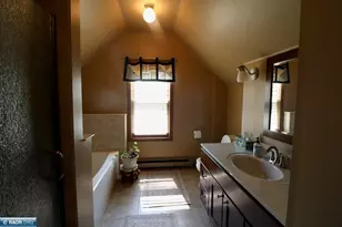 328 10th St S, Virginia, MN 55792 - Photo 32