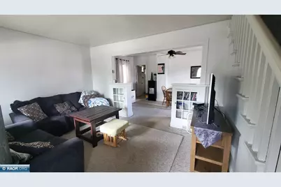 31 E Harvey St, Ely, MN 55731 - Photo 2
