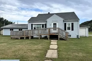 997 S Gary St, Calumet, MN 55716 - Photo 10