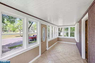3210 2nd Ave W, Hibbing, MN 55746 - Photo 2