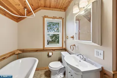 3210 2nd Ave W, Hibbing, MN 55746 - Photo 24