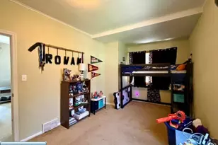 312 1st St SW, Chisholm, MN 55719 - Photo 10