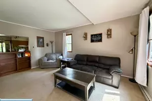 312 1st St SW, Chisholm, MN 55719 - Photo 6