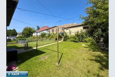312 1st St SW, Chisholm, MN 55719 - Photo 4
