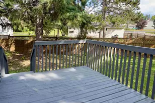 1100 Lincoln Ave, Eveleth, MN 55734 - Photo 2