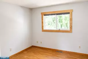 307 E Park Dr, Hibbing, MN 55746 - Photo 24
