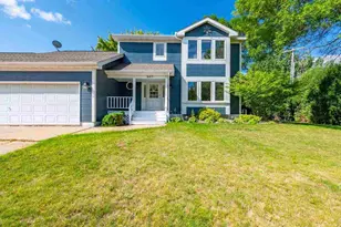 307 E Park Dr, Hibbing, MN 55746 - Photo 10