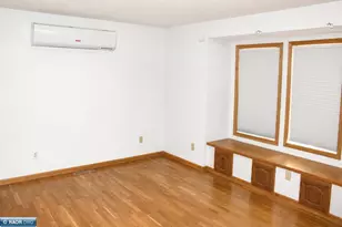 307 E Park Dr, Hibbing, MN 55746 - Photo 22