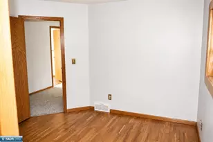 307 E Park Dr, Hibbing, MN 55746 - Photo 26