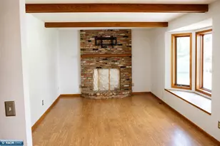 307 E Park Dr, Hibbing, MN 55746 - Photo 18