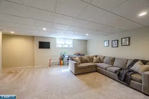 114 Highland Dr, Hibbing, MN 55746 - Photo 24
