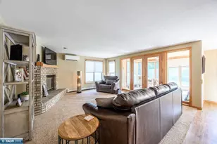 114 Highland Dr, Hibbing, MN 55746 - Photo 10