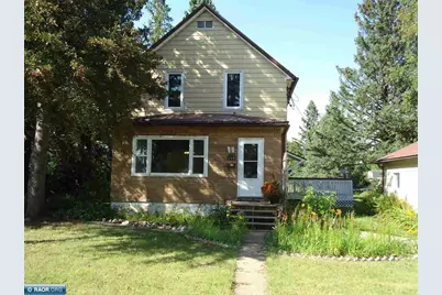 539 E 39th St., Hibbing, MN 55746 - Photo 1