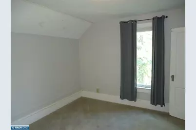 539 E 39th St., Hibbing, MN 55746 - Photo 14