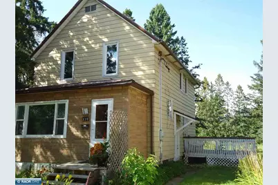 539 E 39th St., Hibbing, MN 55746 - Photo 2
