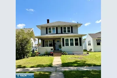 2512 2nd Ave W, Hibbing, MN 55746 - Photo 1