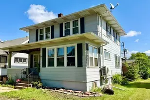 2512 2nd Ave W, Hibbing, MN 55746 - Photo 2