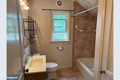 2027 12th Ave E, Hibbing, MN 55746 - Photo 24
