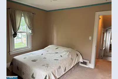 2027 12th Ave E, Hibbing, MN 55746 - Photo 26