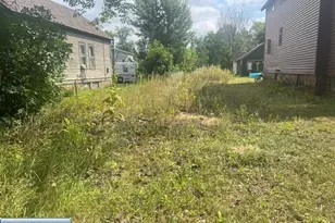 2320 5th Ave W, Hibbing, MN 55746 - Photo 1
