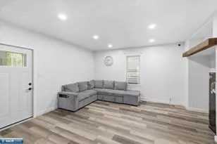 202 Michigan Ave W, Gilbert, MN 55741 - Photo 8