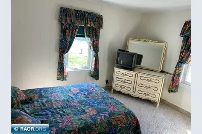 3941 E 3rd Ave, Hibbing, MN 55746 - Photo 8