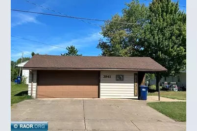 3941 E 3rd Ave, Hibbing, MN 55746 - Photo 2