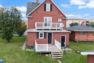 213 & 215 W 4th Ave N, Aurora, MN 55705 - Photo 4